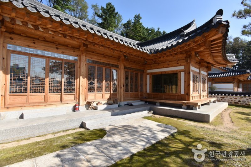 東海韓屋東安齋 [韓國觀光品質認證/Korea Quality]동해한옥 동안재 [한국관광 품질인증/Korea Quality]