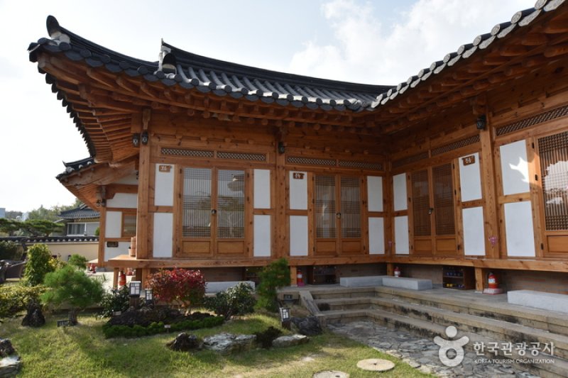 清宮韓屋[韓國觀光品質認證/Korea Quality]청공한옥 [한국관광 품질인증/Korea Quality]