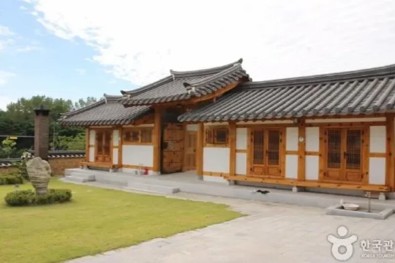 豐松齋[韓國觀光品質認證/Korea Quality] 풍송재 [한국관광 품질인증/Korea Quality] (2/5)