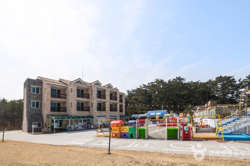 Another Beach [韓國觀光品質認證/Korea Quality] / 어나더비치 [한국관광 품질인증/Korea Quality] (19/22)