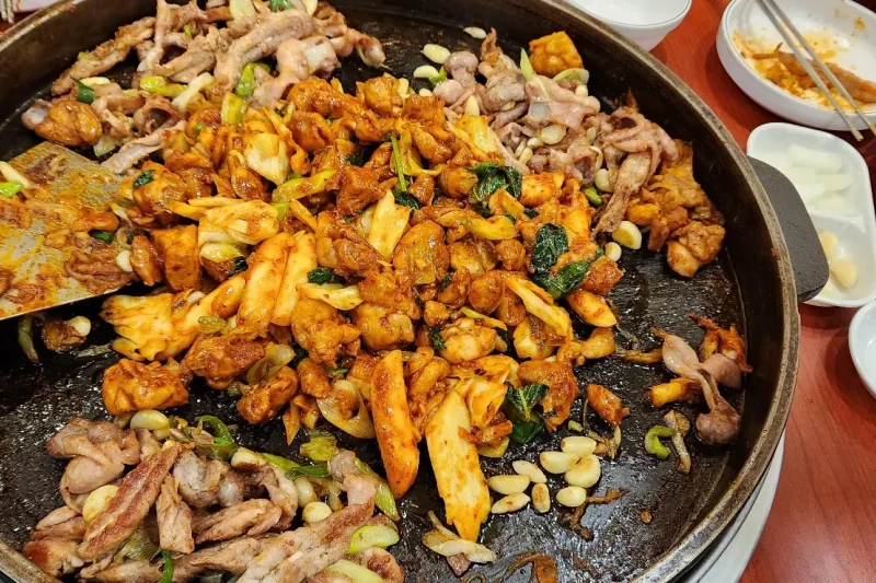 最強達人 春川鐵板雞荞麥面 明洞店 / 韓國美食優惠券 (6/14)