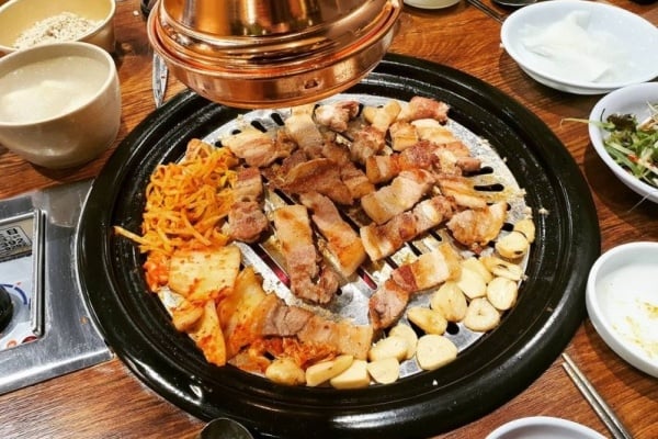 韓流明星的美食之旅第一站 - 雙大炮烤肉店總店 (쌍대포소금구이)