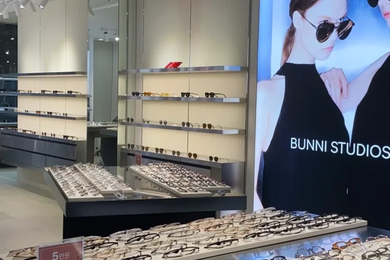 Bunni Studios眼鏡 - 明洞總店(LENS TOWN明洞店) (39/39)
