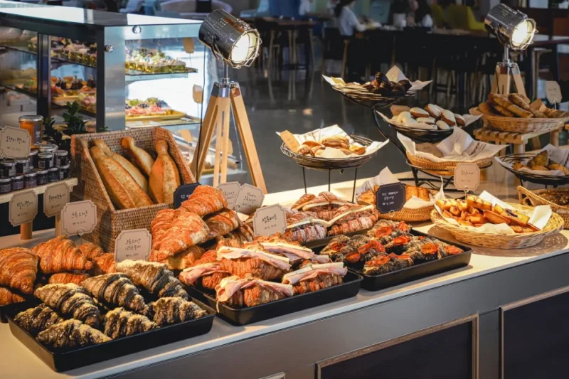 東洋鹽田 Bakery Cafe / Studio &amp; Gallery (21/30)